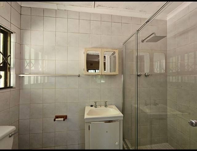 3 BEDROOM HOUSE RENTED IN SHULTON PARK